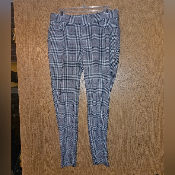 Seven pants - Picture 1 of 8